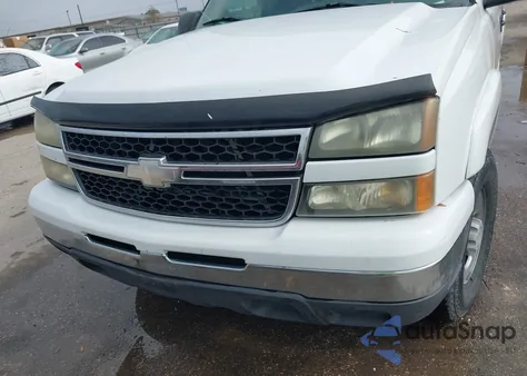 2006 Chevrolet Silverado 1500Hd Lt1 z USA, uszkodzony, nr VIN 1GCGC13U26F189539